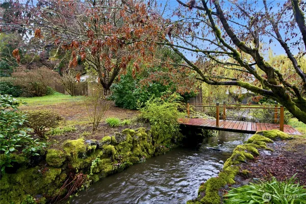 $1,288,000 | 1705 Northeast 130th Place, Seattle, WA 98125