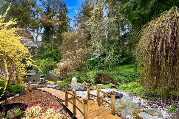 $1,288,000 | 1705 Northeast 130th Place, Seattle, WA 98125