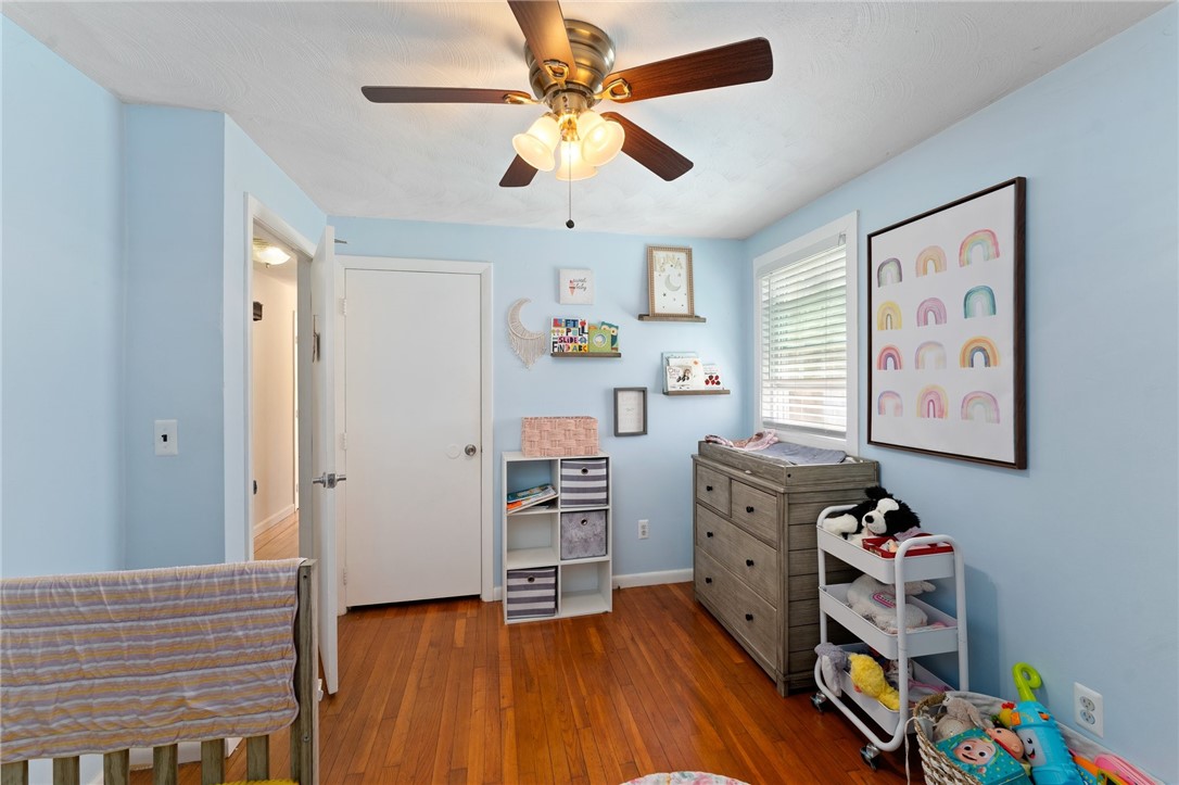 379 Arnold Road Coventry, RI 02816 - Photo 8 of 12