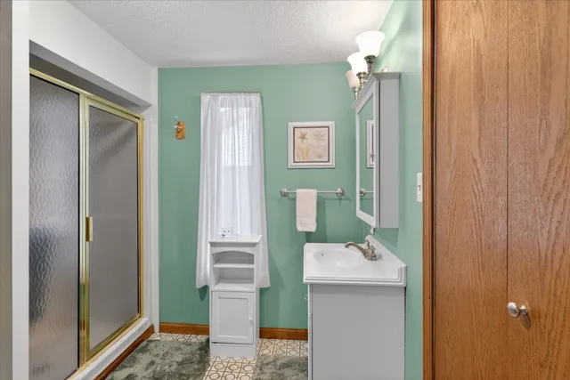 $225,000 | 1375 Woodland Beach, Battle Creek, MI 49014