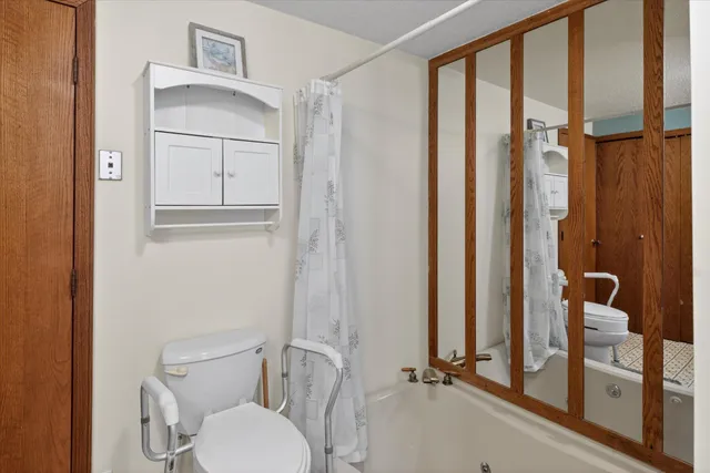 $225,000 | 1375 Woodland Beach, Battle Creek, MI 49014