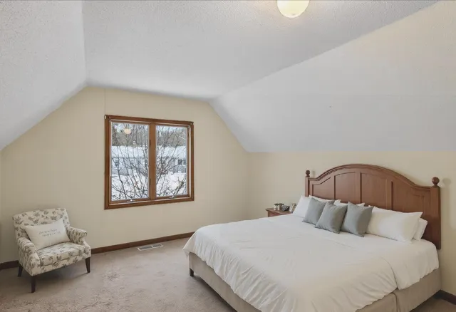 $225,000 | 1375 Woodland Beach, Battle Creek, MI 49014