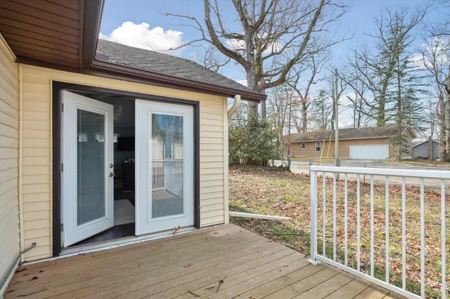 $225,000 | 1375 Woodland Beach, Battle Creek, MI 49014