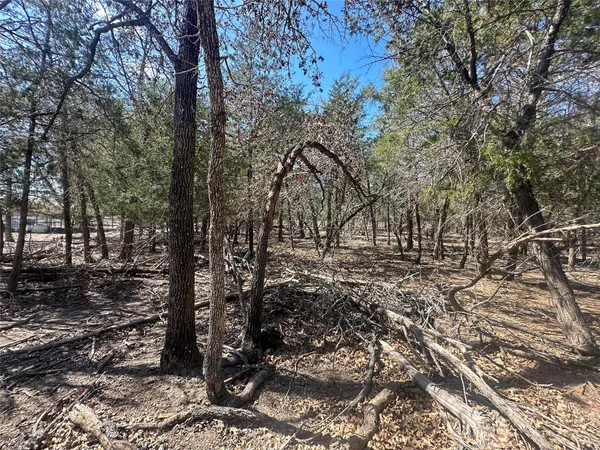 $126,000 | 10 West Frontage Road, Flatonia, TX 78941