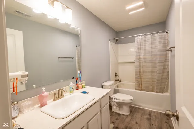 $465,000 | 150 Thorpe Drive, Whiteland, IN 46184