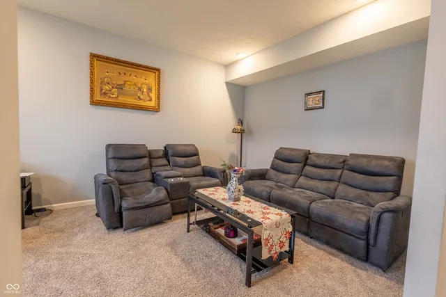 $465,000 | 150 Thorpe Drive, Whiteland, IN 46184