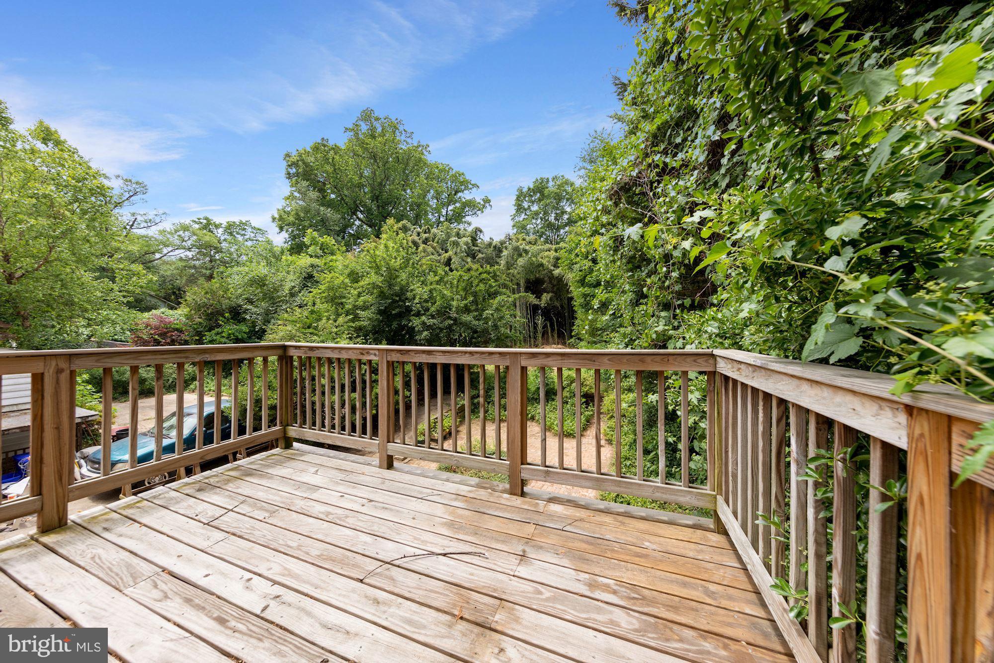 8108 Piney Branch Road Silver Spring, MD 20910 - Photo 21 of 32 upper level deck