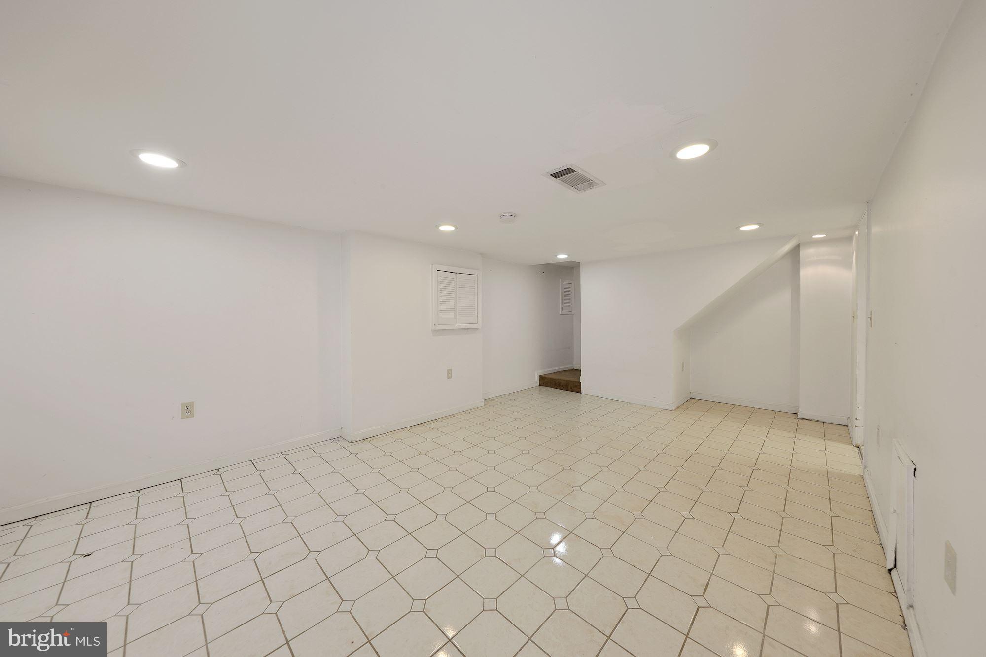 8108 Piney Branch Road Silver Spring, MD 20910 - Photo 29 of 32