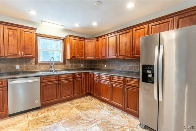 $369,900 | 229 County Route, Constantia, NY 13044