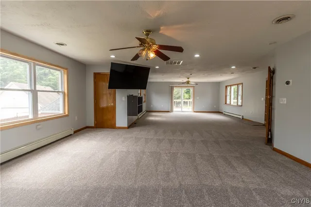 $369,900 | 229 County Route, Constantia, NY 13044