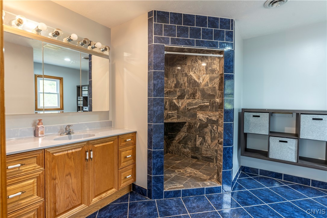 229 County Route Constantia, NY 13044 - Photo 4 of 50