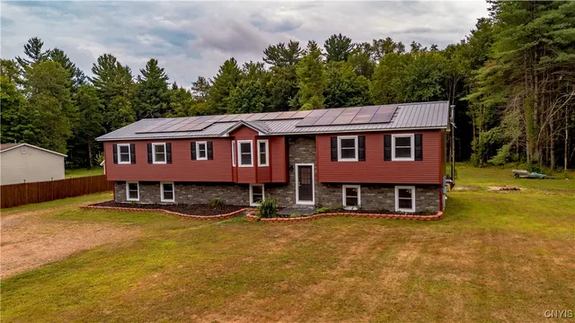 $369,900 | 229 County Route, Constantia, NY 13044