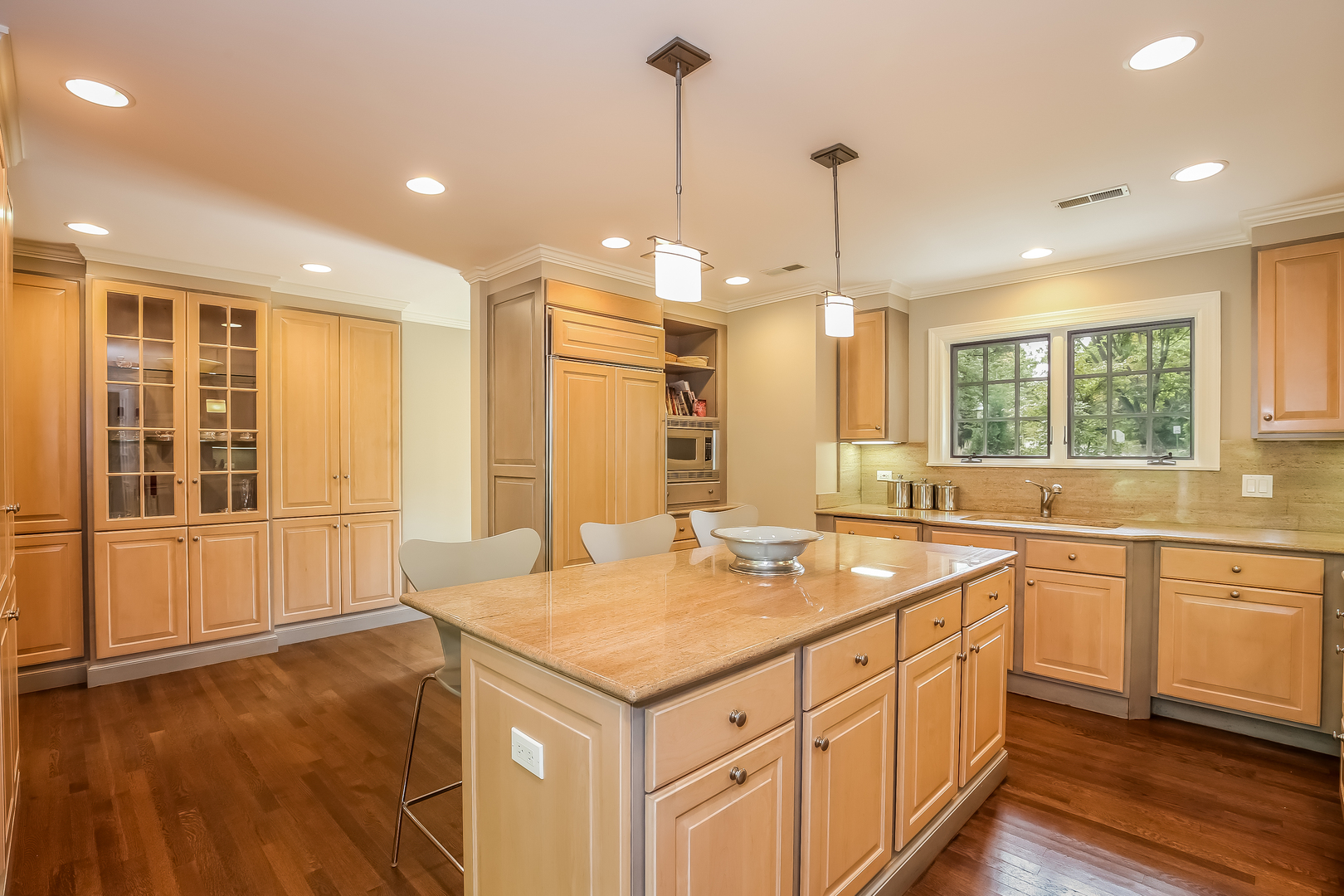 1020 East Westleigh Road Lake Forest, IL 60045 - Photo 13 of 31