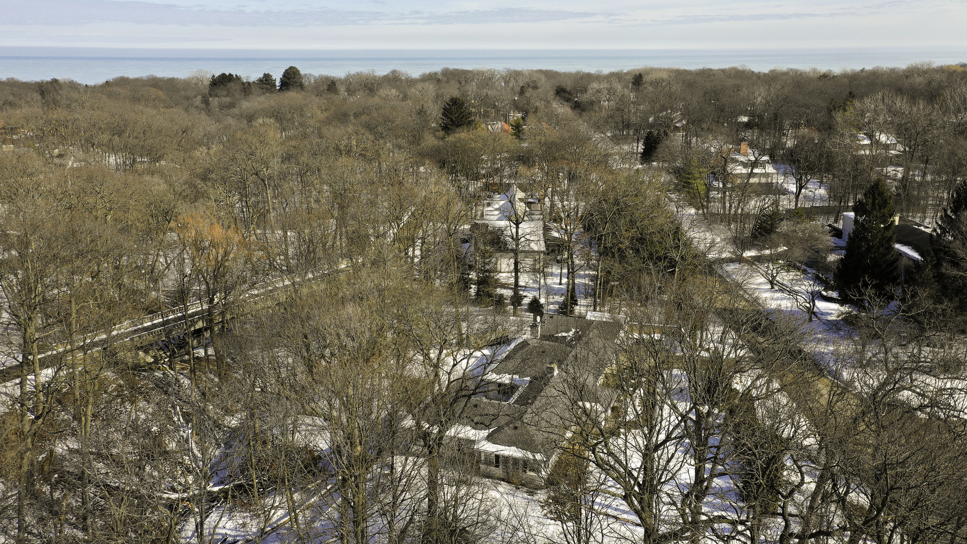 1020 East Westleigh Road Lake Forest, IL 60045 - Photo 30 of 31 a view of a city