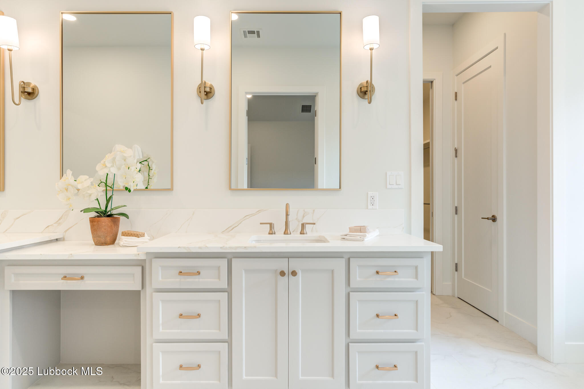 4617 138th Place Lubbock, TX 79424 - Photo 32 of 56 DSC00855_6_7