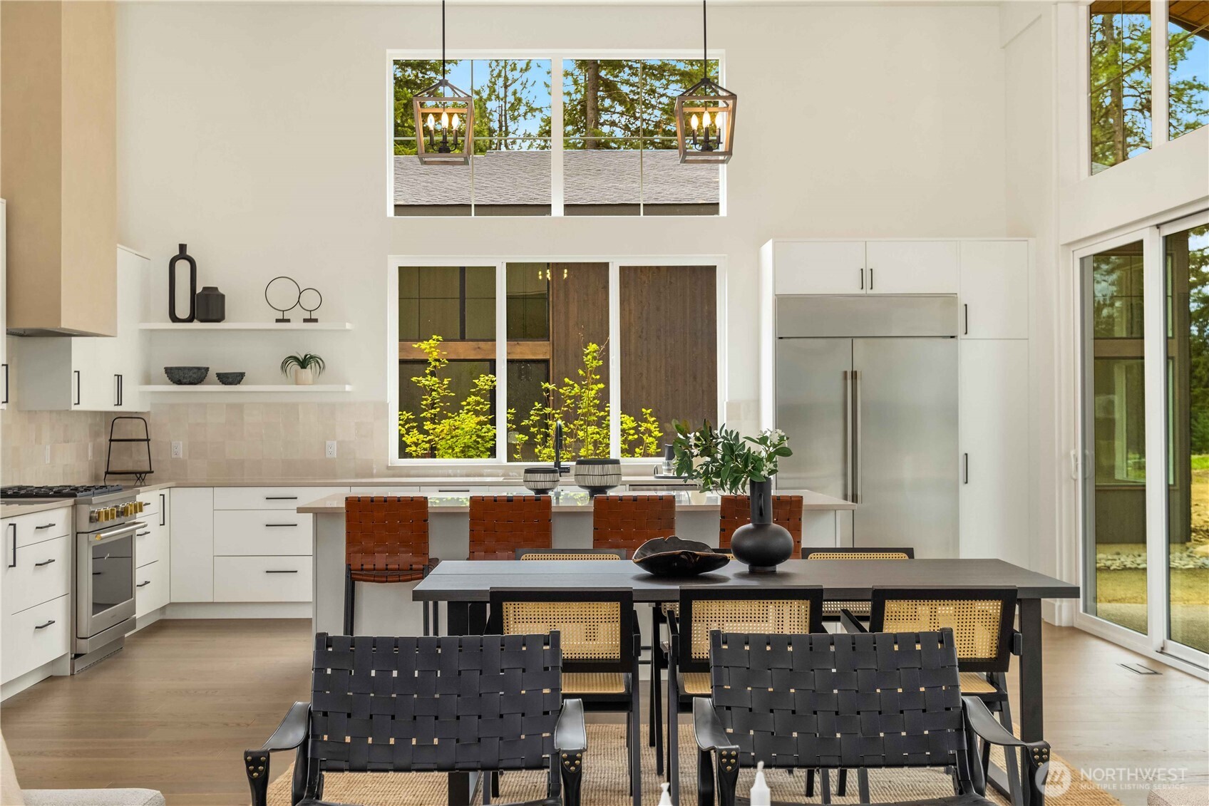 1950 Wanawish Loop Cle Elum, WA 98922 - Photo 11 of 34 a view of a dining room with furniture and window
