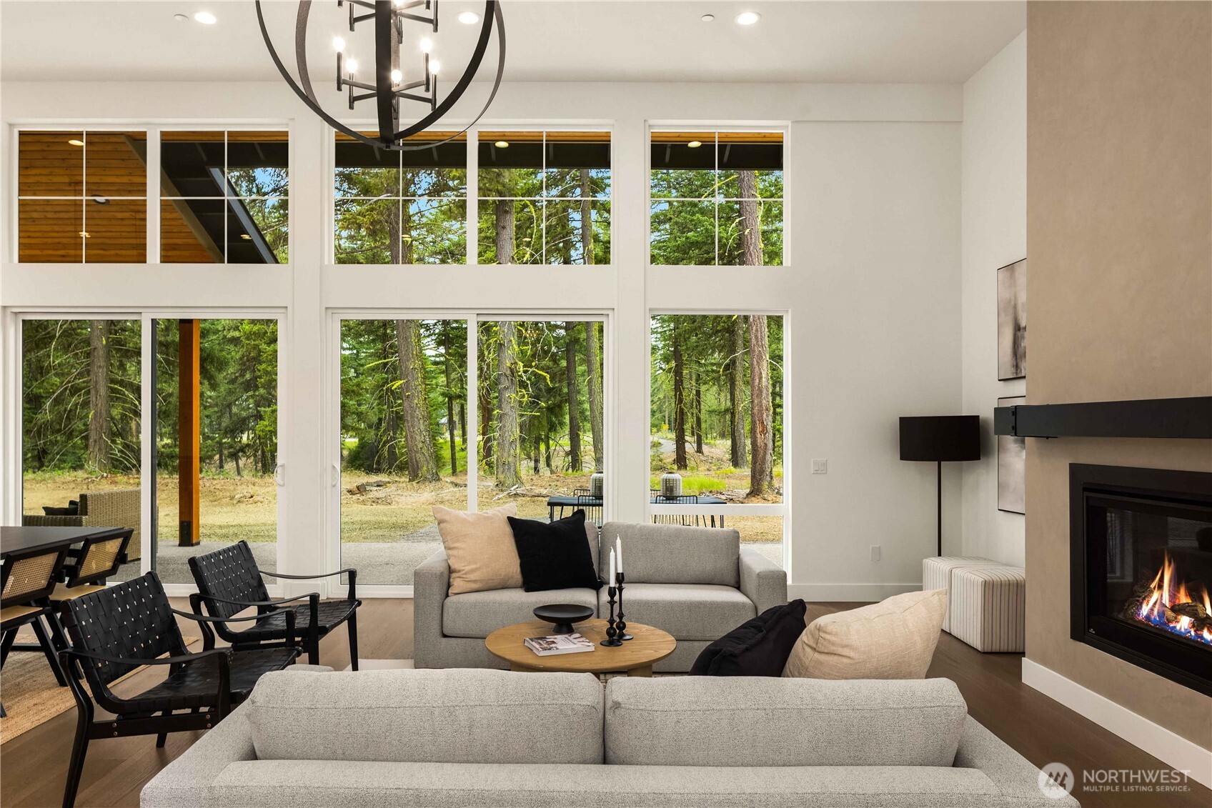 1950 Wanawish Loop Cle Elum, WA 98922 - Photo 9 of 34 a living room with furniture and a fireplace