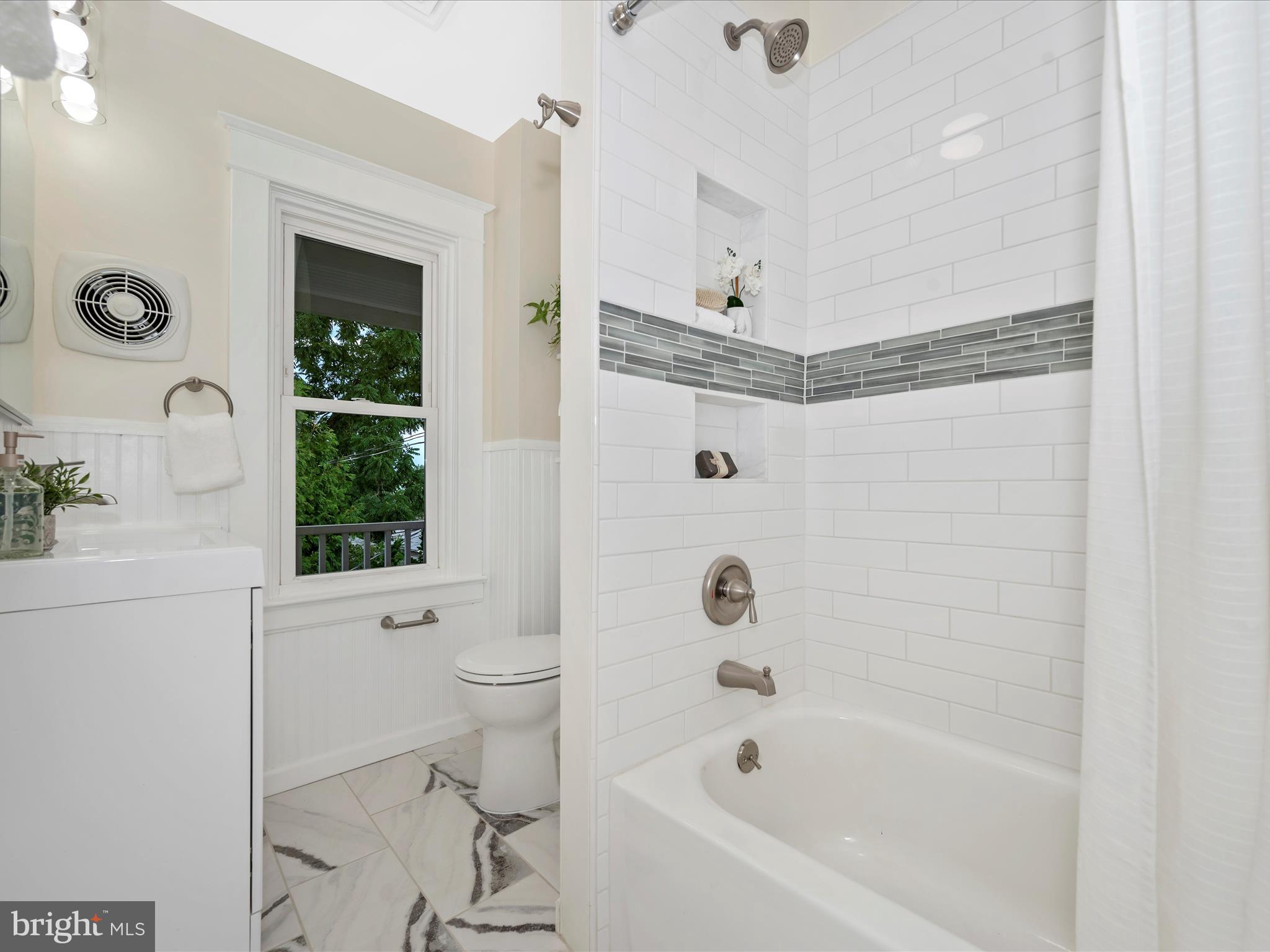 514 Elm Street Frederick, MD 21701 - Photo 35 of 84 Bathroom