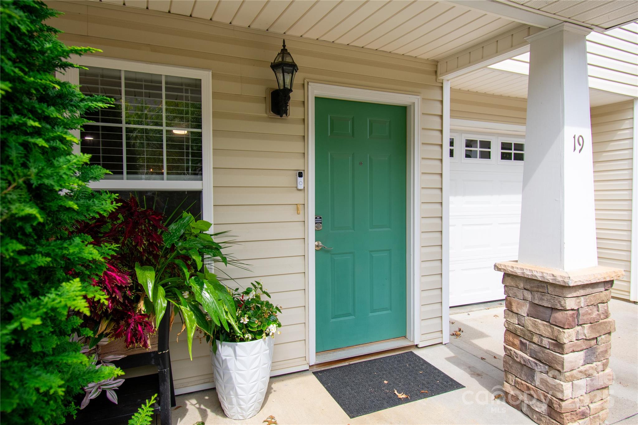 19 Singleton Lane Fletcher, NC 28732 - Photo 2 of 19