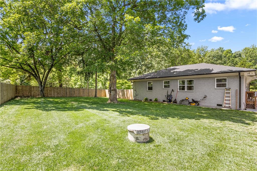 827 Loop Road Burlington, NC 27217 - Photo 29 of 33 Gallery Image 29