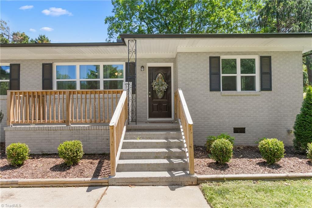827 Loop Road Burlington, NC 27217 - Photo 6 of 33 Gallery Image 6