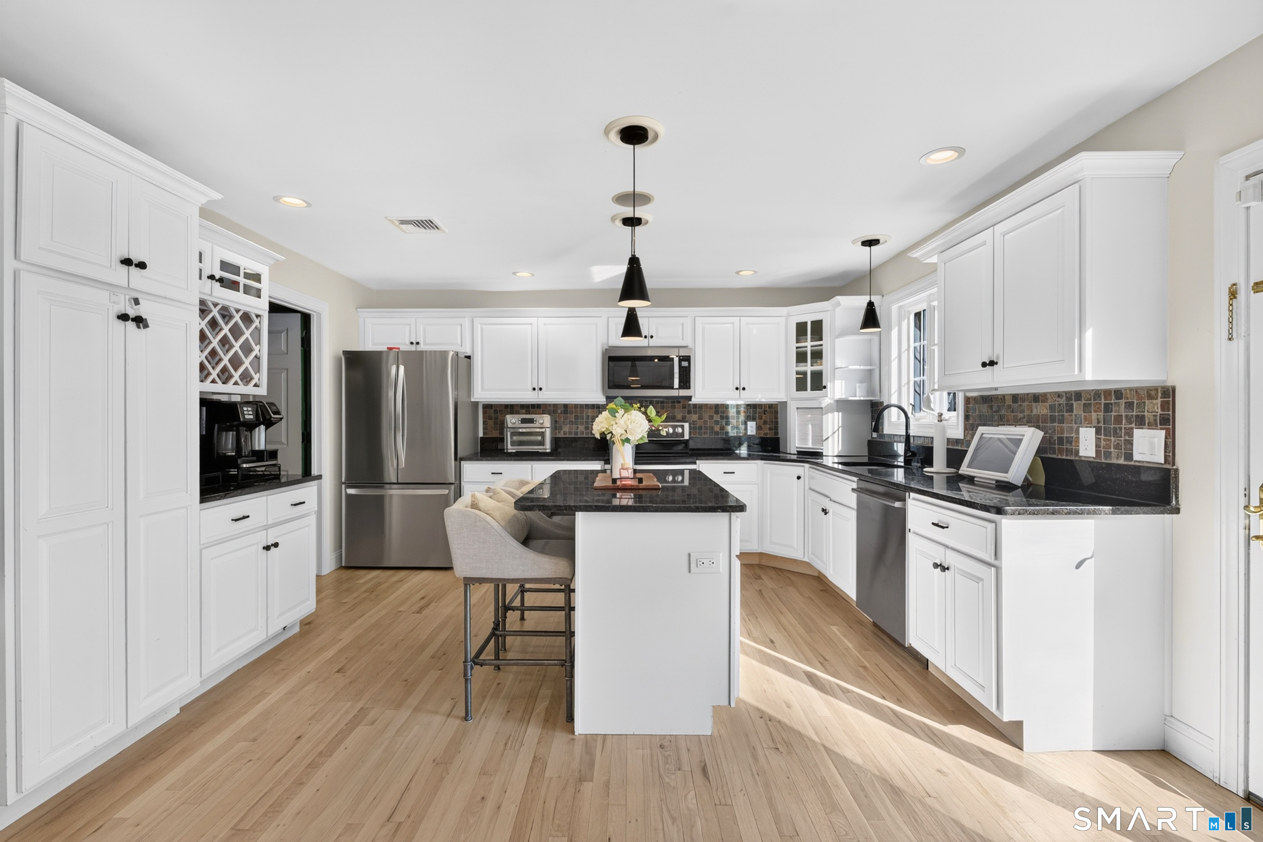 15 Purdy Station Road Newtown, CT 06470 - Photo 13 of 40 Kitchen