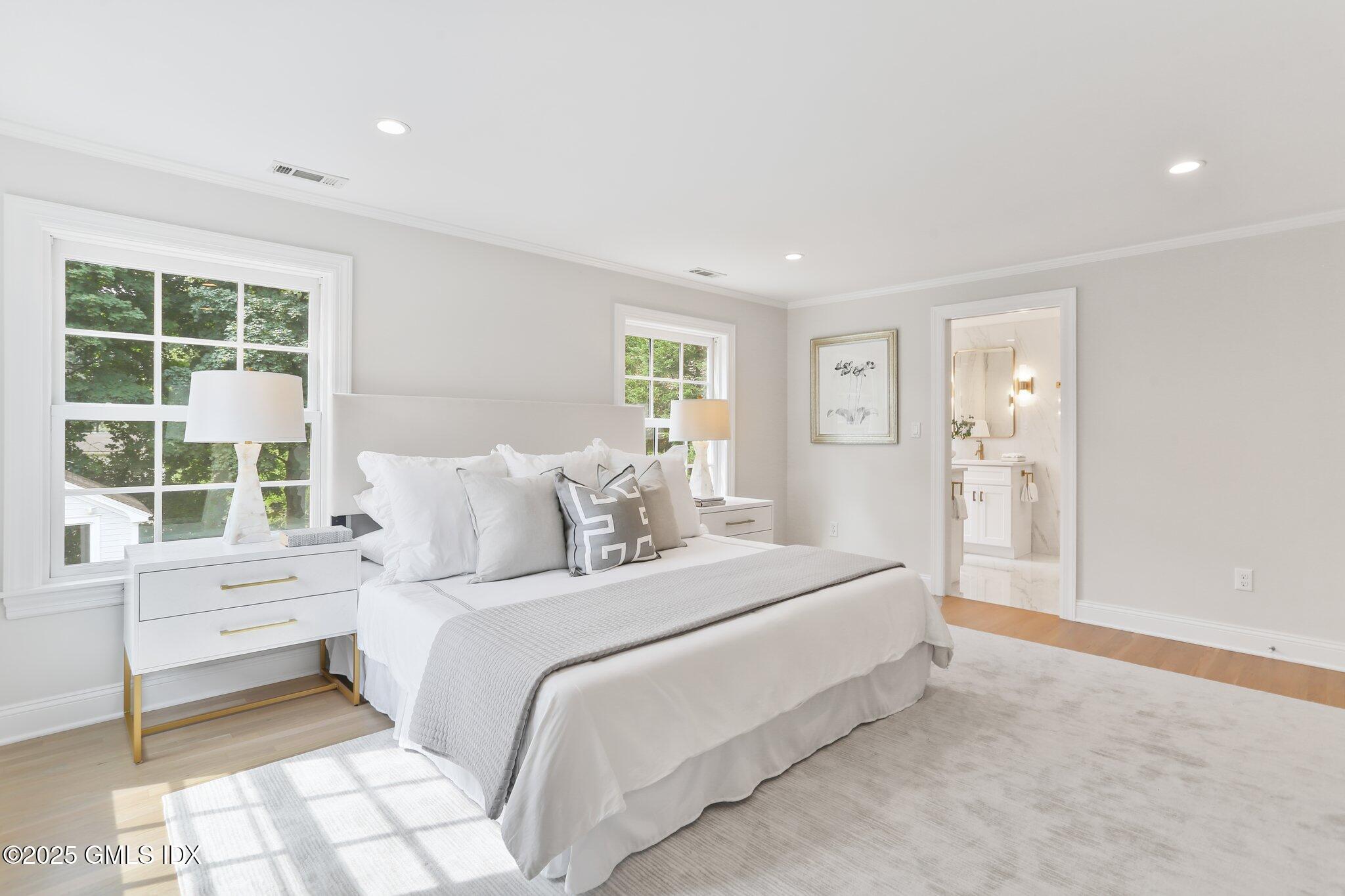 36 Hendrie Avenue Riverside, CT 06878 - Photo 13 of 33 49-web-or-mls-36-hendrie-ave