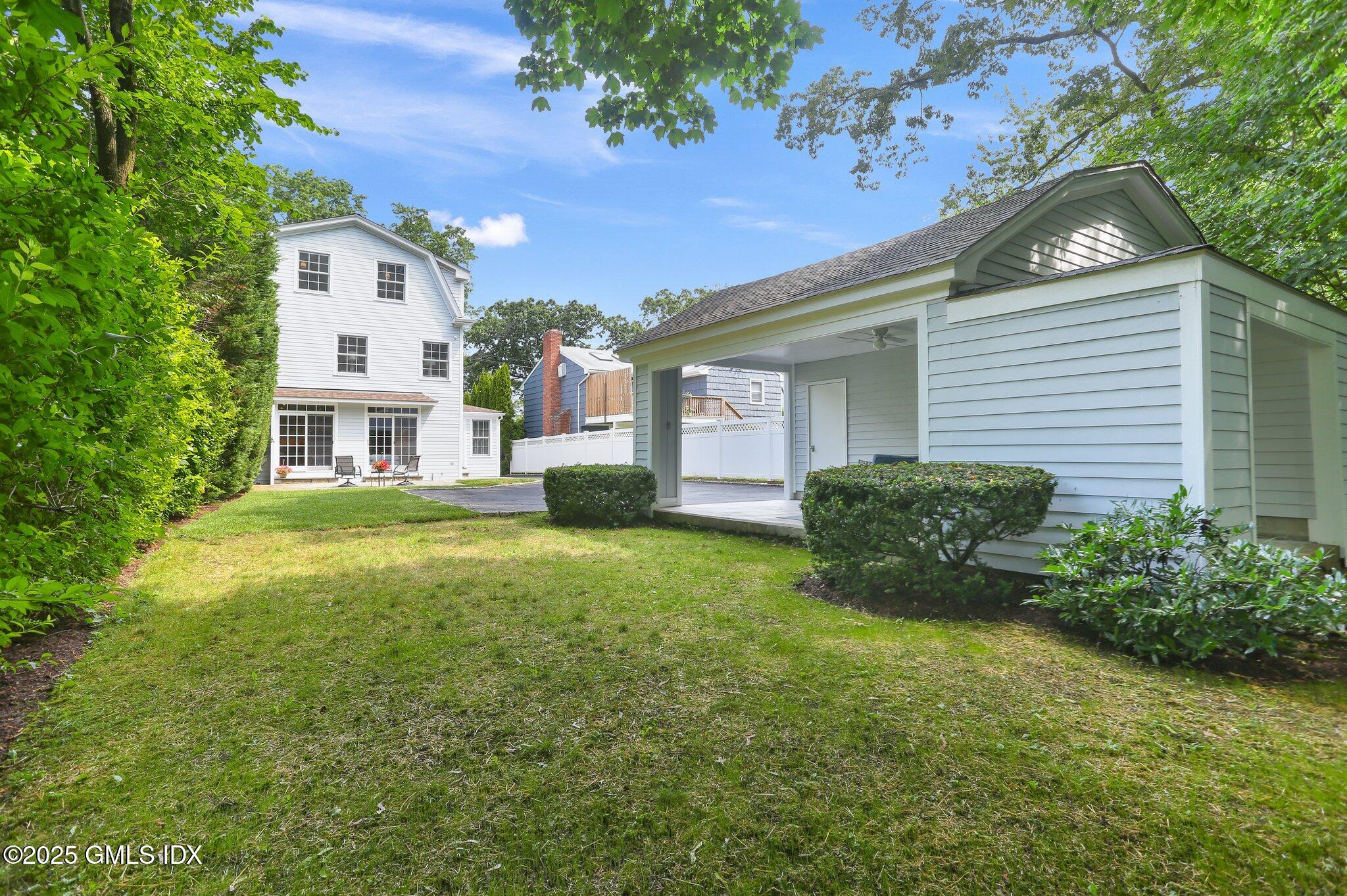 36 Hendrie Avenue Riverside, CT 06878 - Photo 27 of 33 76-web-or-mls-36-hendrie-ave