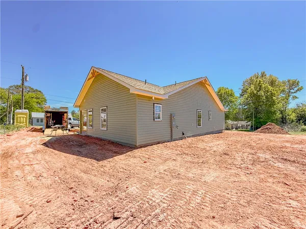 $280,000 | 212 North Pine Street, Seneca, SC 29678