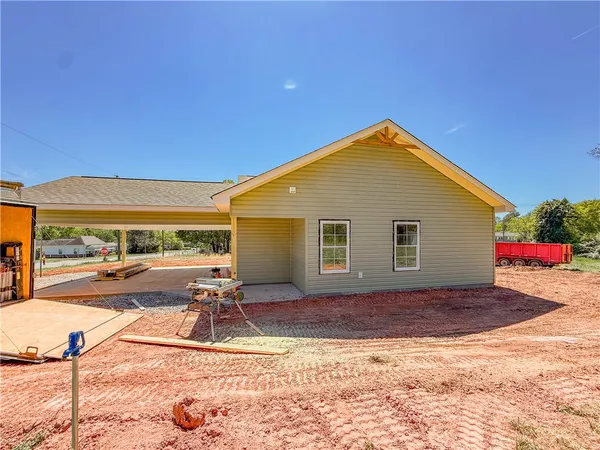$280,000 | 212 North Pine Street, Seneca, SC 29678