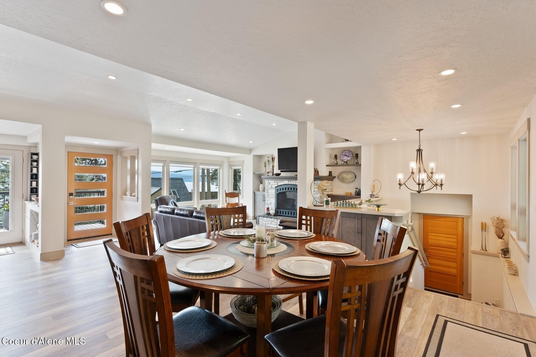 2406-1 South Silver Beach Road Coeur D'Alene, ID 83814 - Photo 12 of 44 Open Plan Dining Area