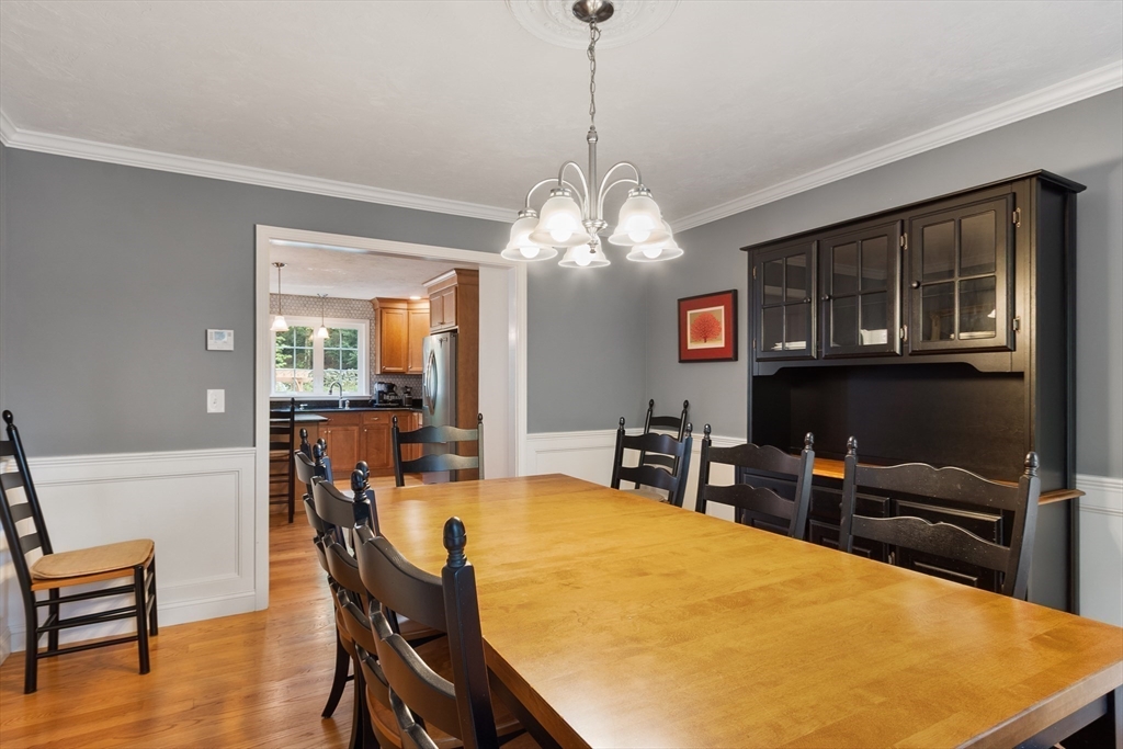 82 Lawrence Street Pepperell, MA 01463 - Photo 11 of 42