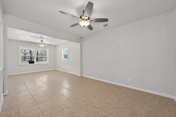 $1,600 | 140 Marie Street, Shepherd, TX 77371