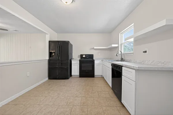 $1,600 | 140 Marie Street, Shepherd, TX 77371