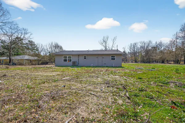 $1,600 | 140 Marie Street, Shepherd, TX 77371
