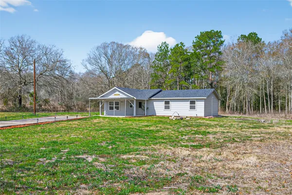 $1,600 | 140 Marie Street, Shepherd, TX 77371
