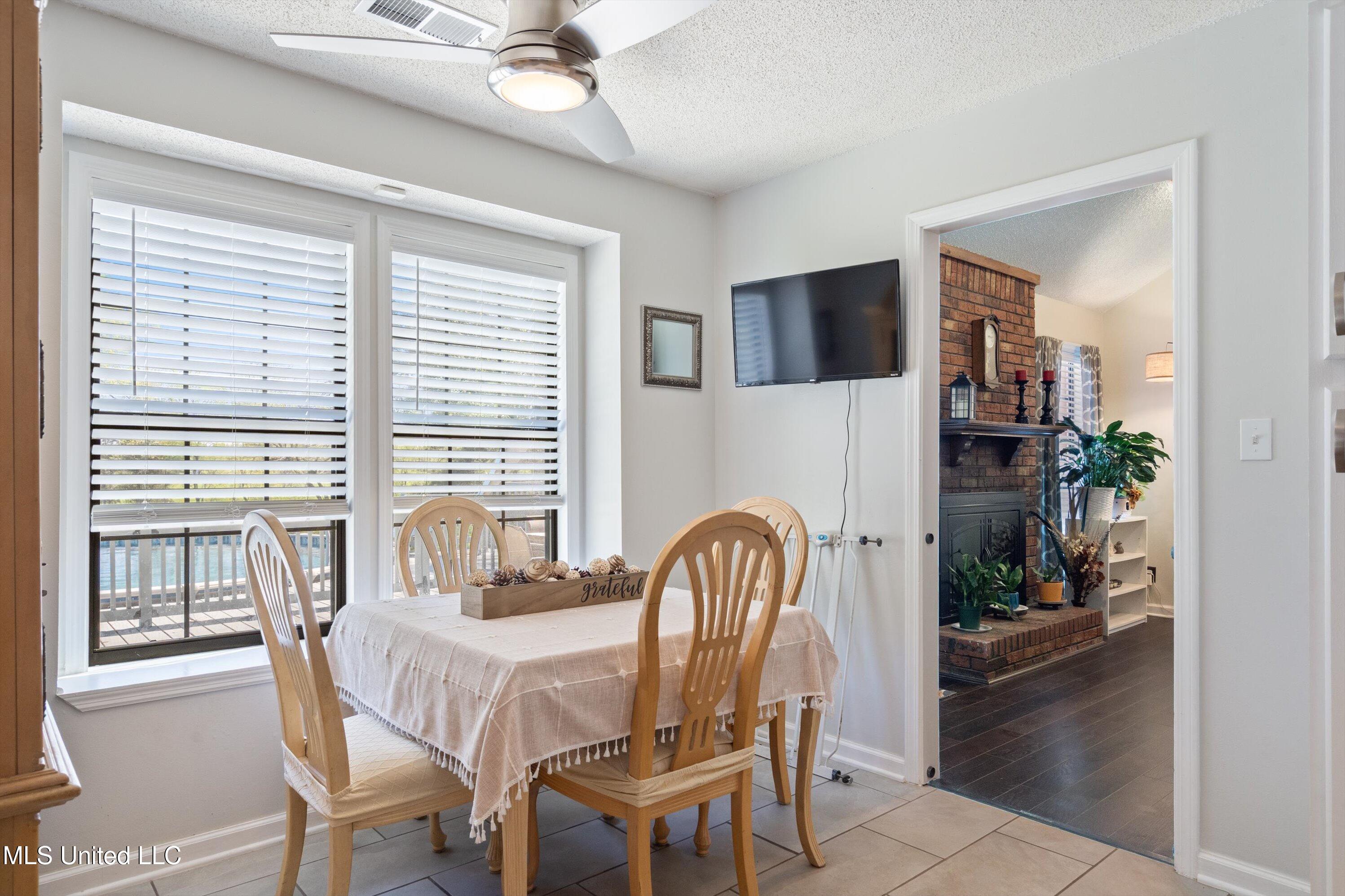 444 Shaker Drive Senatobia, MS 38668 - Photo 12 of 31 16-DSC3428