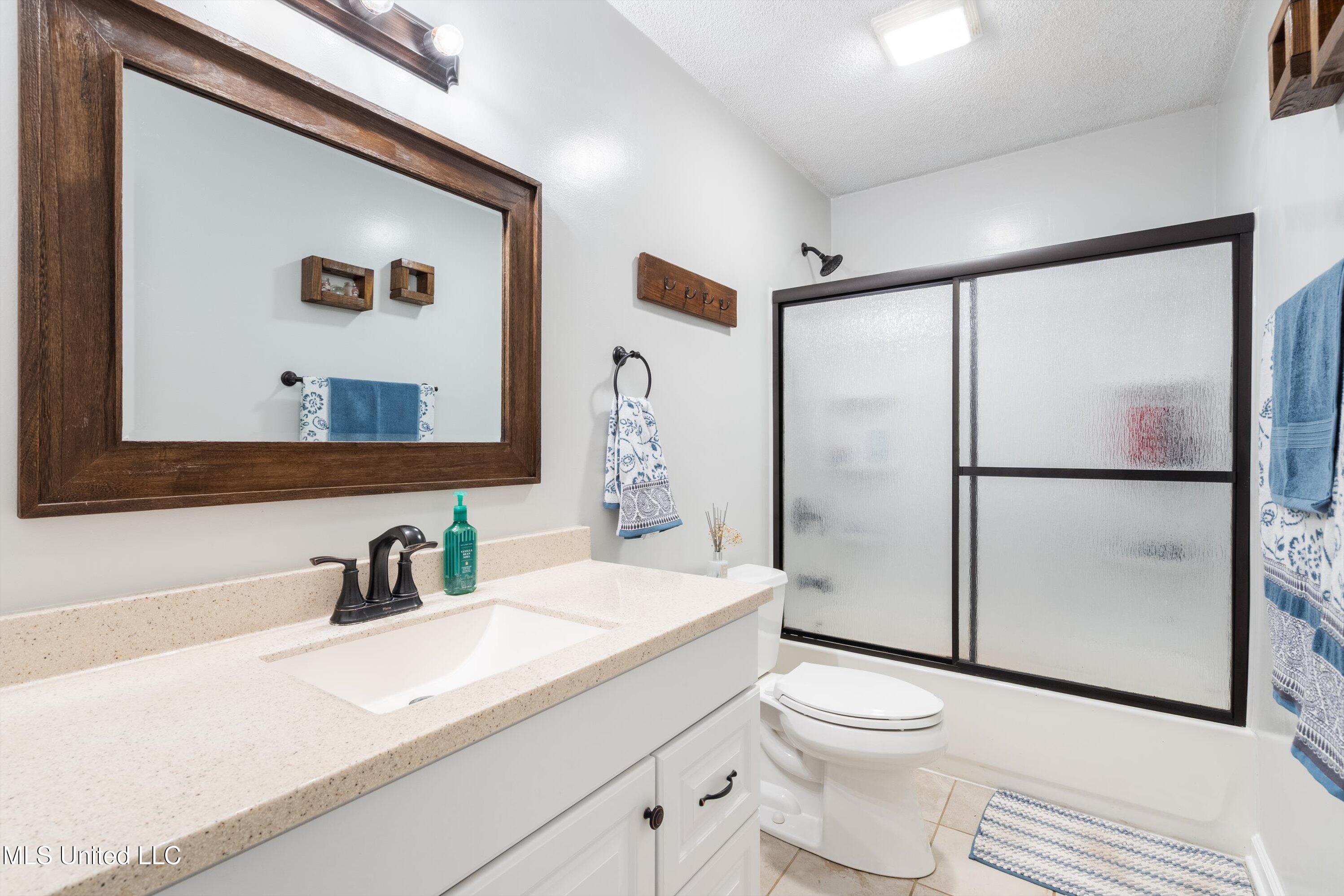 444 Shaker Drive Senatobia, MS 38668 - Photo 15 of 31 19-DSC3437