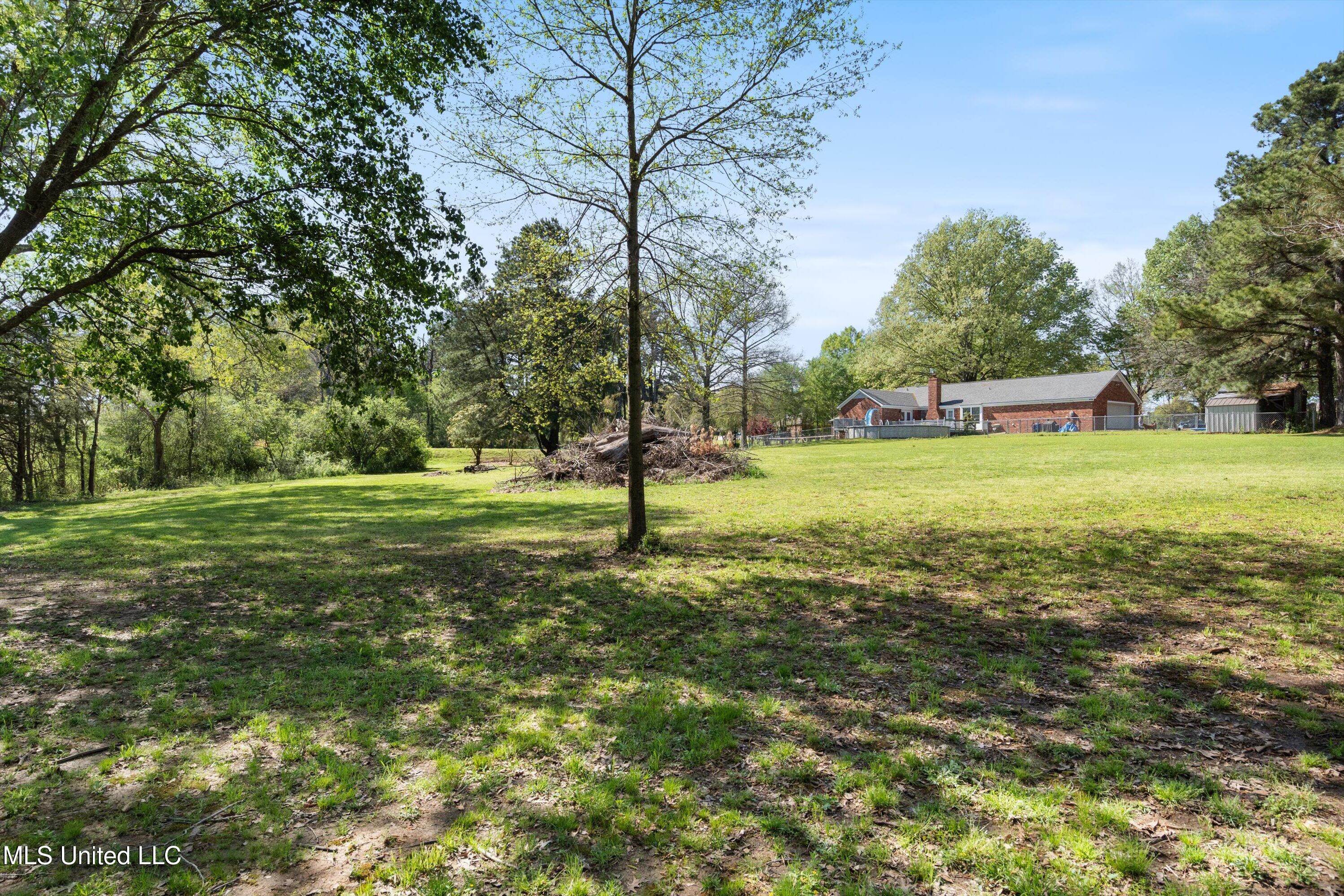 444 Shaker Drive Senatobia, MS 38668 - Photo 30 of 31 26-DSC3457