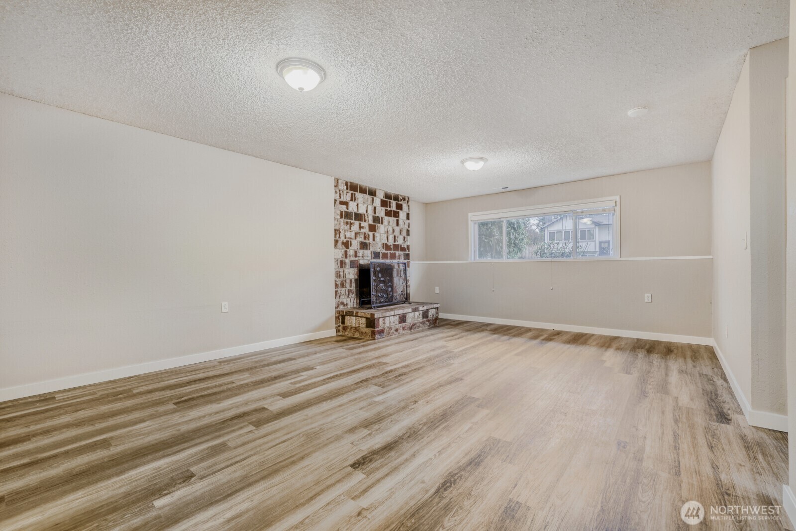 501 75th Place Southwest Everett, WA 98203 - Photo 14 of 28