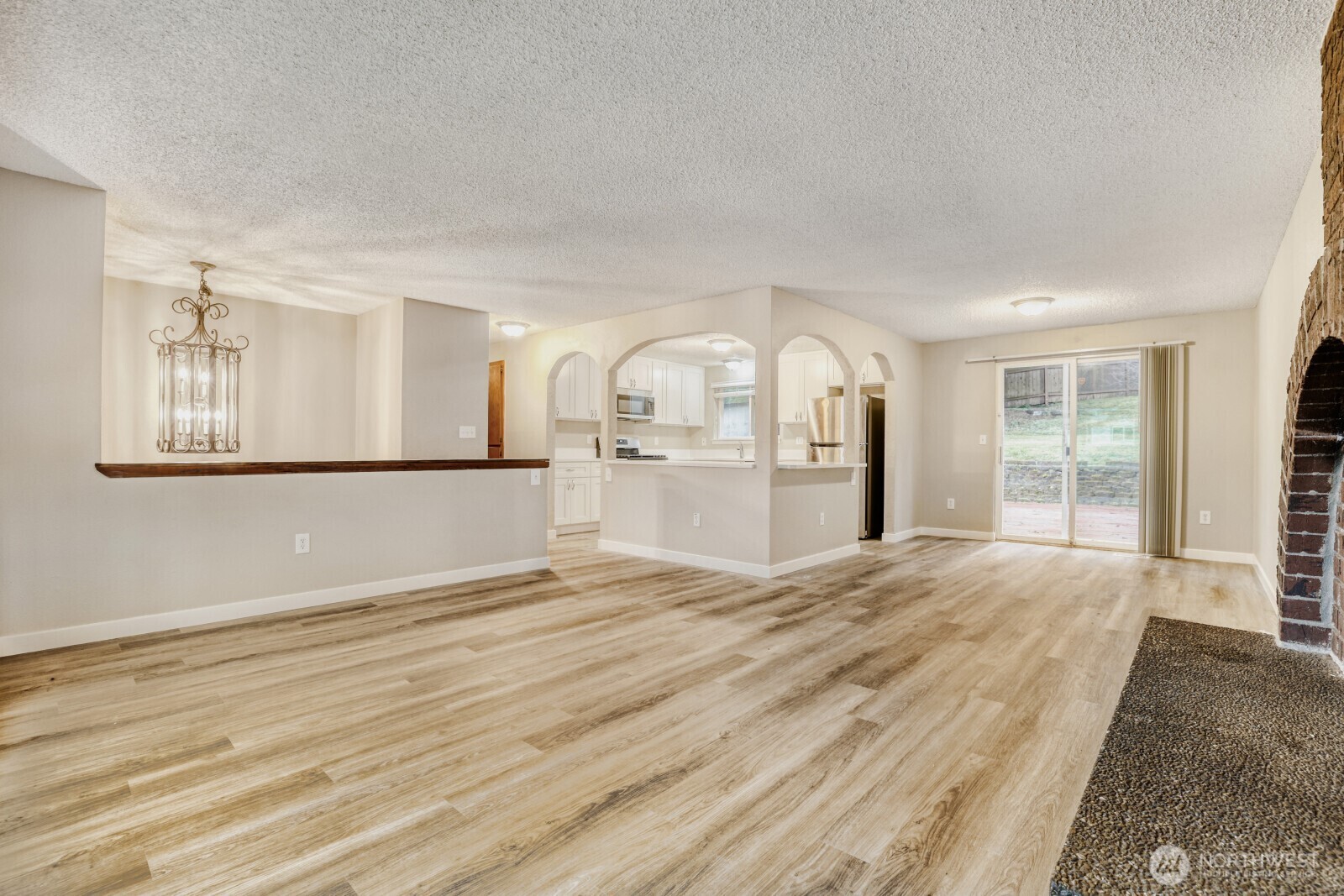 501 75th Place Southwest Everett, WA 98203 - Photo 7 of 28