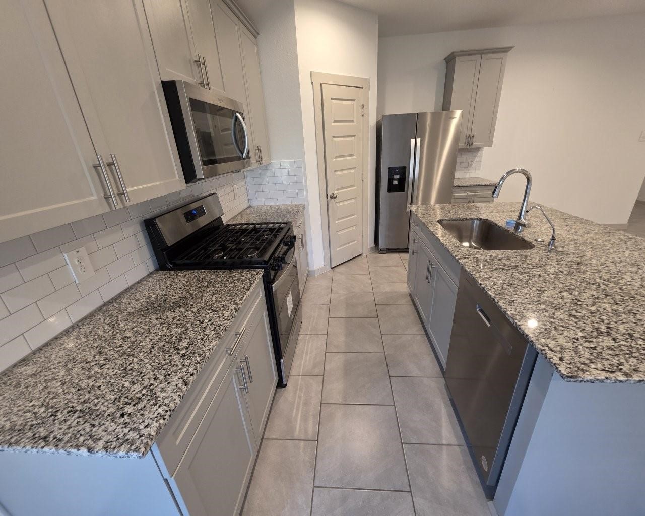 4918 Natchez Trace Arcola, TX 77545 - Photo 11 of 15