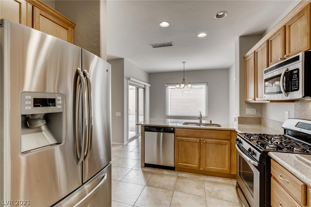 2409 Rue Royale Street Henderson, NV 89044 - Photo 3 of 15