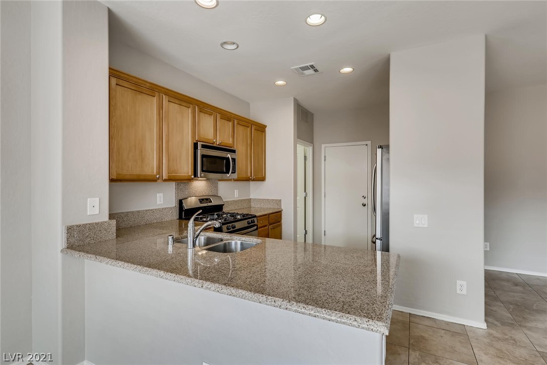 2409 Rue Royale Street Henderson, NV 89044 - Photo 4 of 15
