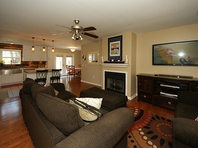 2934 Blackfish Road Johns Island, SC 29455 - Photo 2 of 31 02