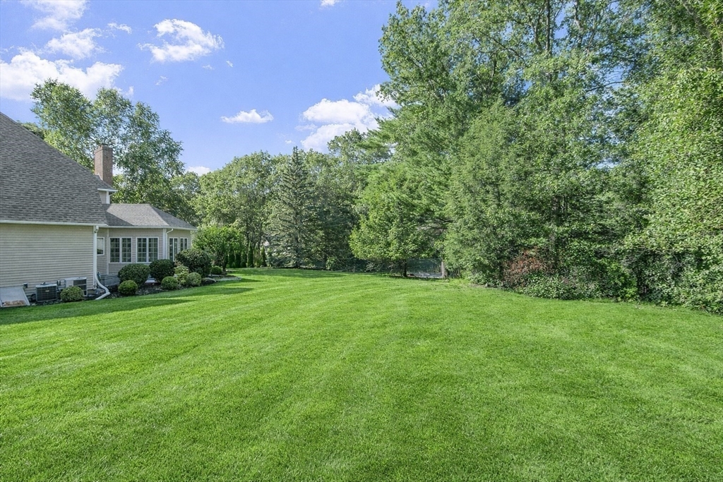 2 Tyler Lane Middleton, MA 01949 - Photo 4 of 37 Gallery Image 4