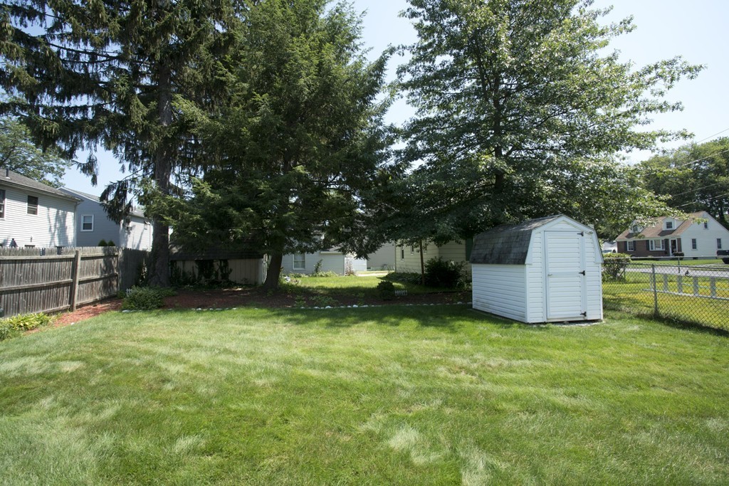 69 Audubon Street Springfield, MA 01108 - Photo 14 of 14