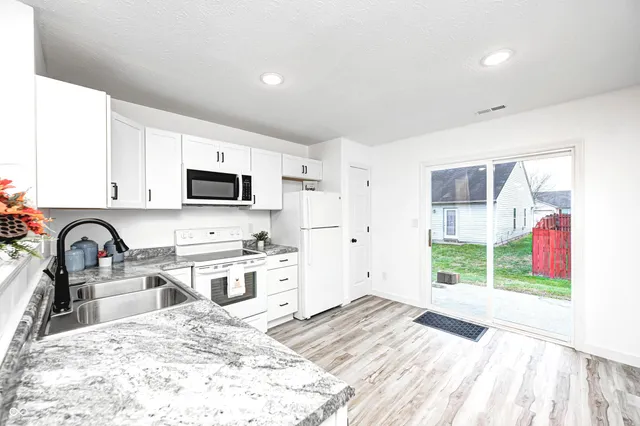 $229,000 | 10583 Northern Dancer Drive, Indianapolis, IN 46234