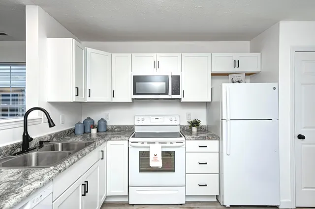 $229,000 | 10583 Northern Dancer Drive, Indianapolis, IN 46234