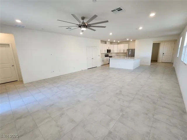 $2,300 | 2910 Ventana Ridge Avenue, Henderson, NV 89044